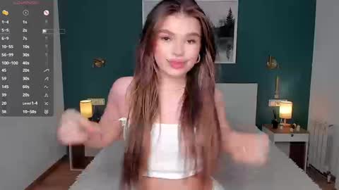 Silvia online show from February 2026 07:19:01 AM