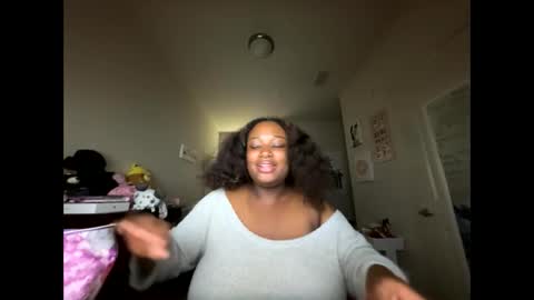 Snapshot of cum4maxsgirl chatting on April 2026 10:51:02 PM cutiecamgirl 3 online show from April 2026 10:51:02 PM