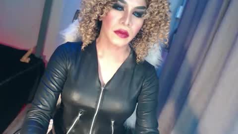 CUMMELA SLUTI online show from February 2026 02:44:01 AM