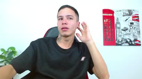 cumandres online show from May 2026 02:57:02 PM