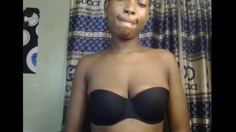 cumebony_petit online show from October 2025 09:12:02 PM