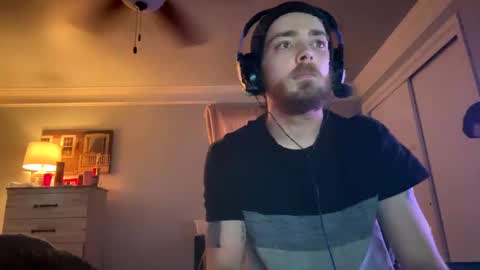 Snapshot of cumking51 chatting on February 2025 09:19:01 PM ConCon online show from February 2025 09:19:01 PM