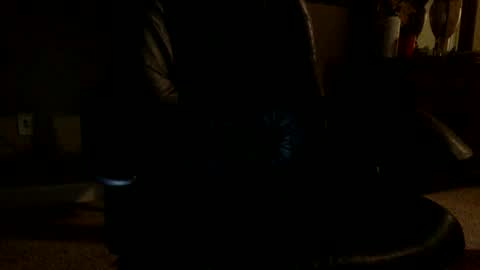 Snapshot of cumminginu813 chatting on January 2026 04:05:02 AM cumminginu813 online show from January 2026 04:05:02 AM