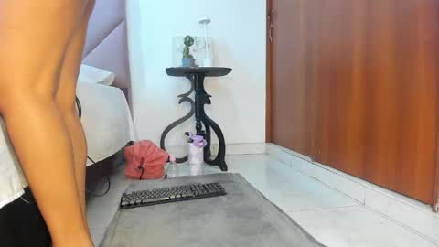 Snapshot of cummingurl chatting on February 2026 08:18:01 PM Paulina online show from February 2026 08:18:01 PM