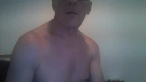 Snapshot of cumseeme002 chatting on December 2025 02:13:01 PM Alan online show from December 2025 02:13:01 PM