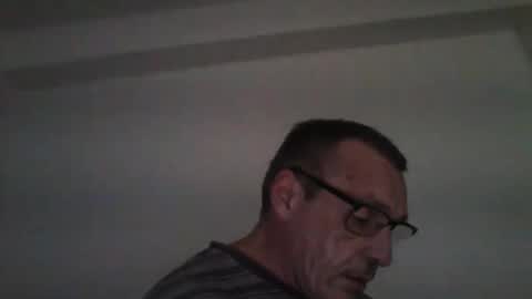 Snapshot of cumseeme002 chatting on February 2026 01:53:02 PM Alan online show from February 2026 01:53:02 PM