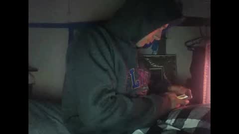 Snapshot of cumslutboi27 chatting on January 2025 10:33:02 AM cumslutboi27 online show from January 2025 10:33:02 AM