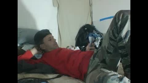 Snapshot of cumslutboi27 chatting on January 2025 11:55:01 PM cumslutboi27 online show from January 2025 11:55:01 PM