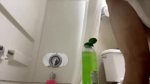 Snapshot of cumslutboi27 chatting on January 2025 04:14:02 AM cumslutboi27 online show from January 2025 04:14:02 AM