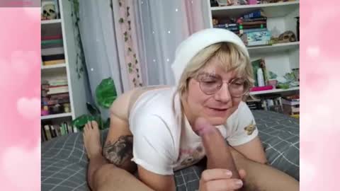 Snapshot of cumslutpawg chatting on October 2025 03:34:01 PM cumslutpawg online show from October 2025 03:34:01 PM