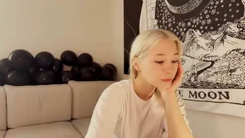 cupcakesoul online show from July 2026 12:08:02 PM