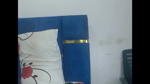 Snapshot of cupidxdoll chatting on February 2026 12:59:01 AM cupidxdoll online show from February 2026 12:59:01 AM