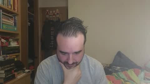 curiosillo1983 online show from December 2025 12:10:02 PM