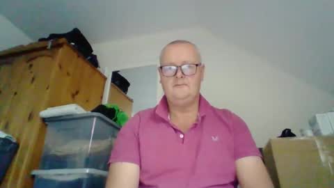 Snapshot of curiousax77 chatting on November 2025 09:31:01 AM curiousax77 online show from November 2025 09:31:01 AM