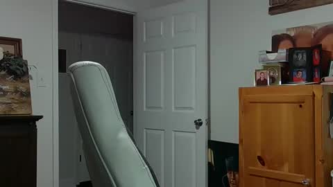 Snapshot of curiouscouple3143 chatting on January 2025 12:52:01 PM curious couple online show from January 2025 12:52:01 PM