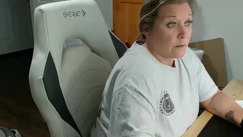 Snapshot of curiouscouple3143 chatting on February 2025 09:17:01 PM curious couple online show from February 2025 09:17:01 PM