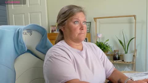 Snapshot of curiouscouple3143 chatting on February 2026 06:45:01 PM curious couple online show from February 2026 06:45:01 PM