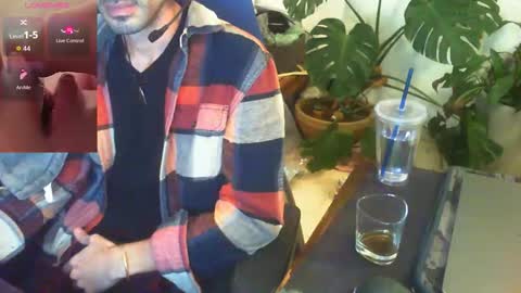 Snapshot of curiousgenie chatting on December 2025 07:19:02 PM curiousgenie online show from December 2025 07:19:02 PM