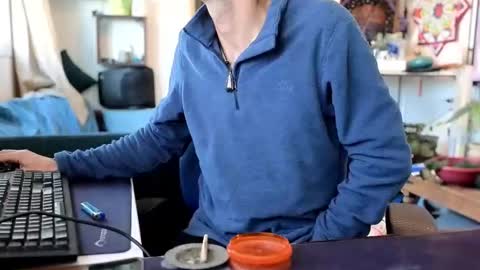 Snapshot of curiousgenie chatting on December 2025 02:12:02 PM curiousgenie online show from December 2025 02:12:02 PM