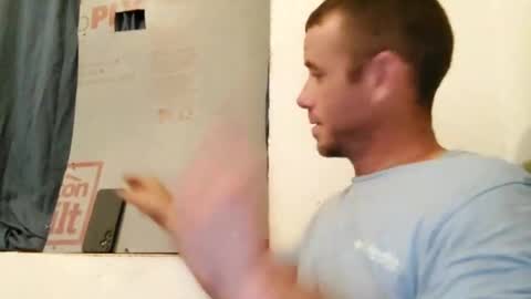 curiousguyhere6 online show from September 2025 03:01:01 AM