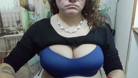 Vannesa online show from May 2026 04:40:01 AM