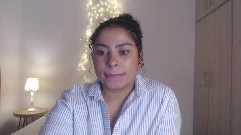 Snapshot of curly_sophia chatting on March 2026 01:06:01 PM Sophia online show from March 2026 01:06:01 PM