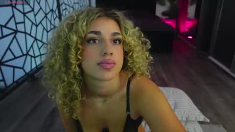 Antonia online show from July 2026 07:04:01 AM