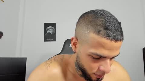 Snapshot of curtis_blake chatting on October 2025 01:06:02 AM curtis_blake online show from October 2025 01:06:02 AM