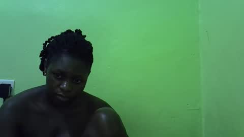 curvy_corazon1 online show from October 2025 06:30:02 PM