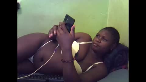 curvy_corazon1 online show from November 2025 06:40:02 PM