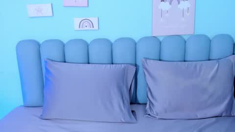 Rosie online show from October 2025 04:08:02 AM