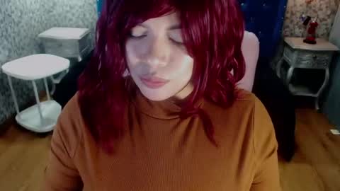 Julieth online show from July 2026 07:49:02 PM