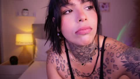 Snapshot of curvyliciouss chatting on February 2025 03:52:02 PM Samantha online show from February 2025 03:52:02 PM