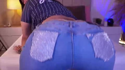 Snapshot of curvyliciouss chatting on December 2025 08:59:02 PM Samantha online show from December 2025 08:59:02 PM