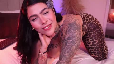 Snapshot of curvyliciouss chatting on January 2026 06:01:01 PM Samantha online show from January 2026 06:01:01 PM