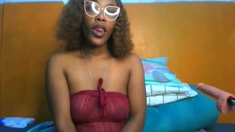 curvylyin online show from April 2026 03:40:02 AM