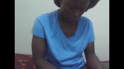 curvynubian online show from November 2025 03:07:02 PM