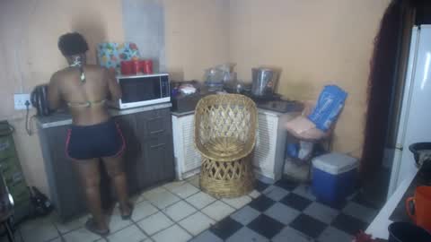 Snapshot of curvypear76x chatting on September 2025 07:10:01 AM curvypear76x online show from September 2025 07:10:01 AM