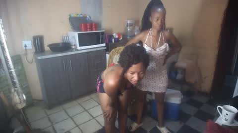 Snapshot of curvypear76x chatting on September 2025 08:16:02 AM curvypear76x online show from September 2025 08:16:02 AM