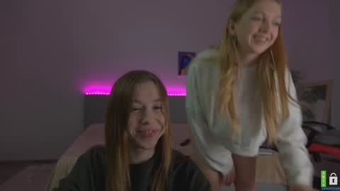 Snapshot of cute_beauty chatting on December 2024 09:09:02 PM Amanda online show from December 2024 09:09:02 PM