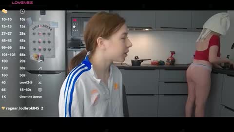 Snapshot of cute_beauty chatting on November 2025 11:16:02 AM Amanda online show from November 2025 11:16:02 AM