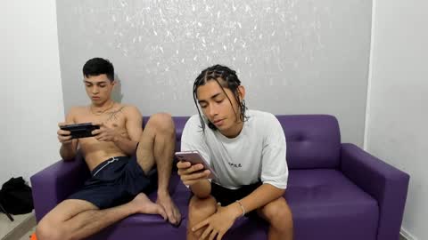 ARTURO-18  MATIAS-18  NIKOLAY-19  HADES-18  GABO-19 online show from January 2025 12:06:01 AM