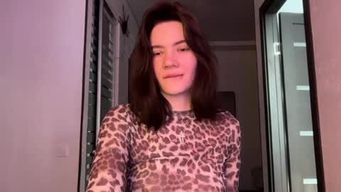 cute_bubbles online show from July 2026 02:27:01 PM