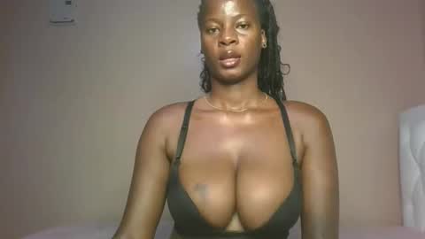 Dani online show from September 2025 06:52:01 PM