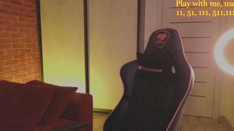 Everyday stream in the same time online show from December 2024 11:24:02 AM