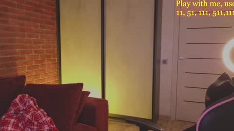 Everyday stream in the same time online show from December 2024 02:27:01 PM