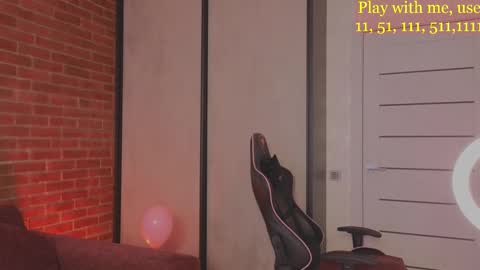 Everyday stream in the same time online show from February 2025 08:39:02 AM