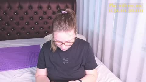 Everyday stream in the same time online show from May 2026 01:47:02 AM