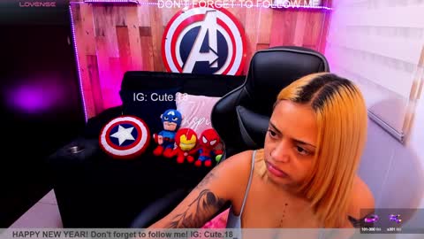    Independent Model online show from February 2025 11:06:01 PM