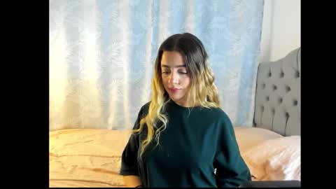 Snapshot of cute_emmma chatting on February 2026 11:27:01 AM Emma online show from February 2026 11:27:01 AM